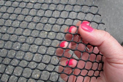 Використання сітки для захисту від мишей