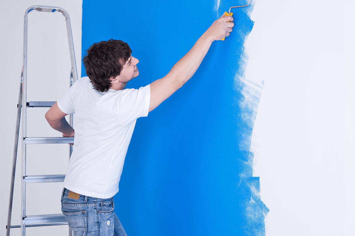 Чи варто фарбувати стіни взимку?
